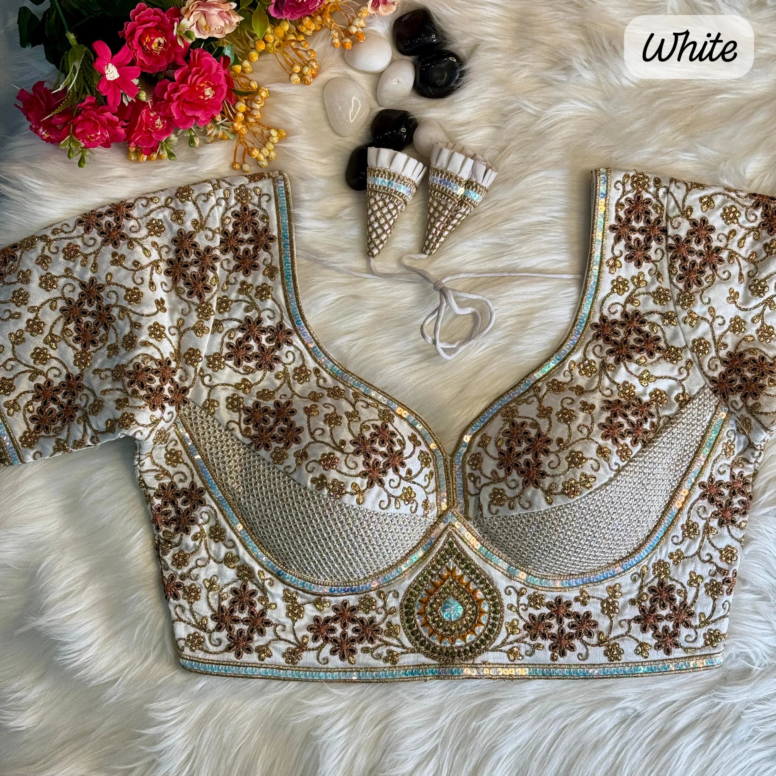 DKF104-Sabhya sachi design Banarasi Brocade blouse with long sleeves. Can be altered up to size 42 main image 1